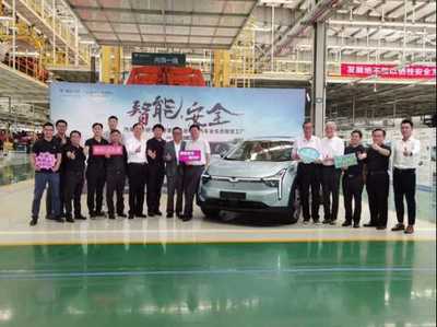 汽車(chē)評(píng)價(jià)研究院專(zhuān)家團(tuán)探訪(fǎng)哪吒汽車(chē) 實(shí)業(yè)投資驅(qū)動(dòng)行業(yè)創(chuàng)新